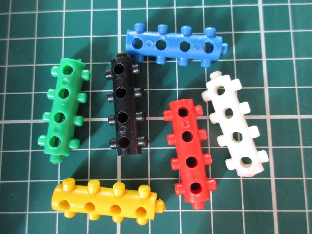 Plastic Locking Pieces