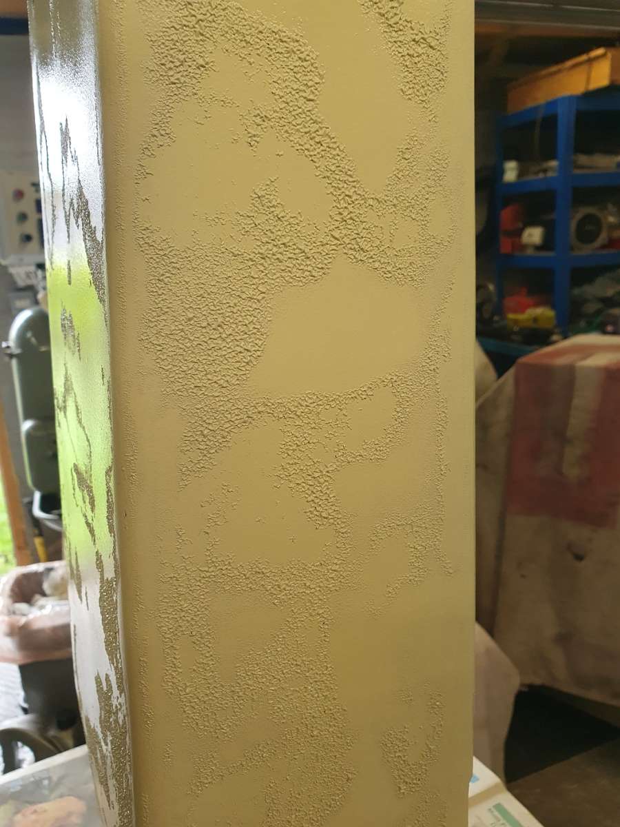 Column_Paint_Reaction_1