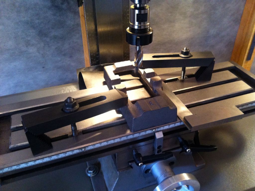 18. setting up to mill around the sole plate.jpg