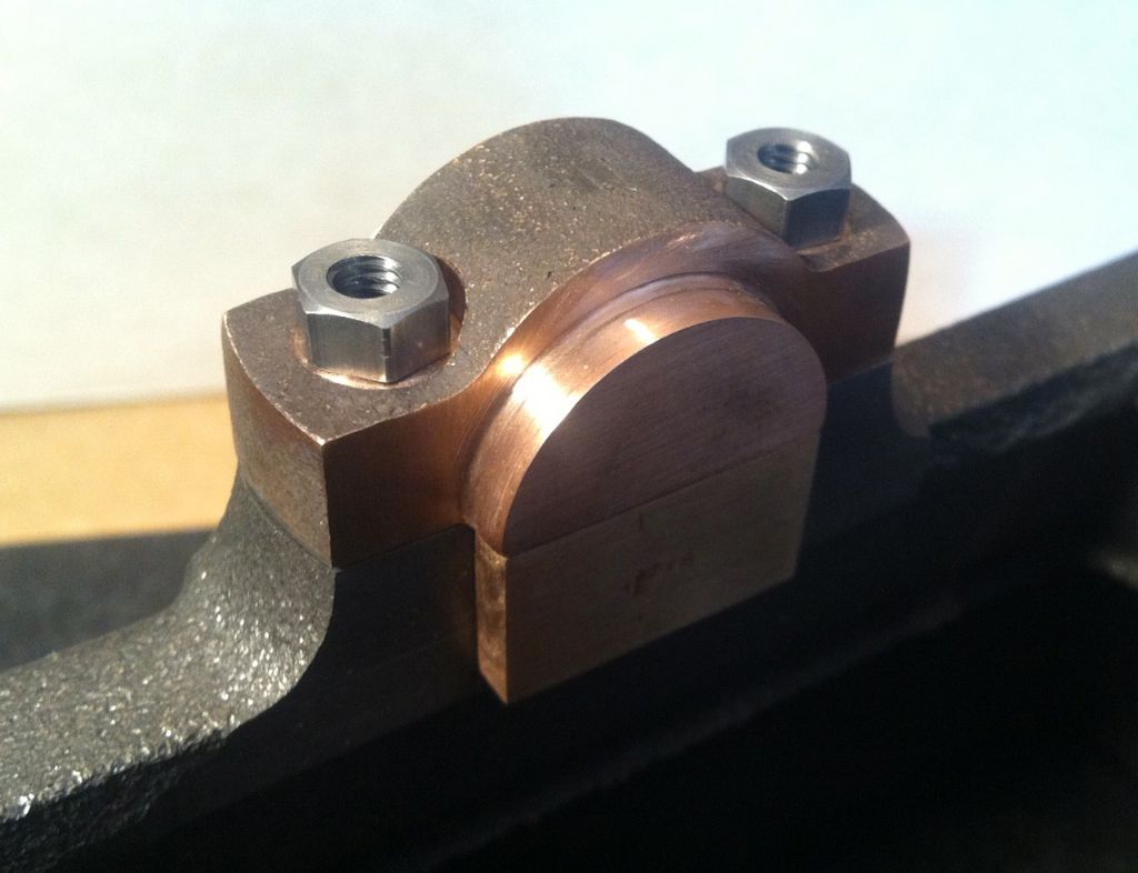 87. test fittting one og the top bearing halfs.jpg