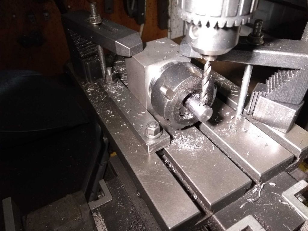 boring bar drilling bit hole.jpg