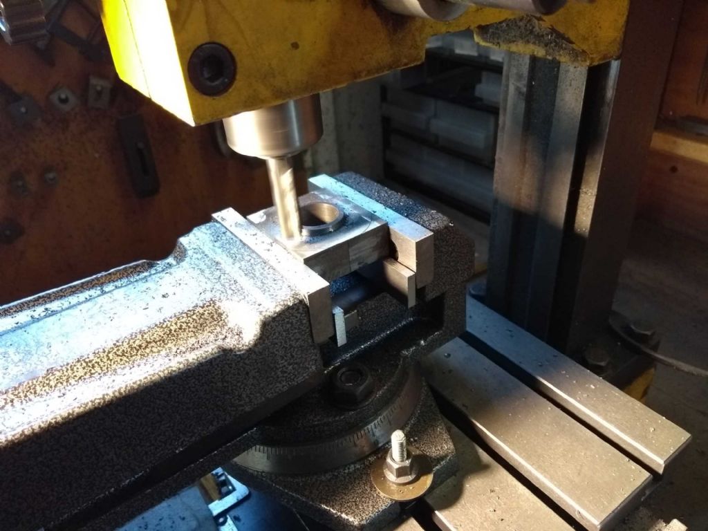 bigend bearing finally trimmed.jpg