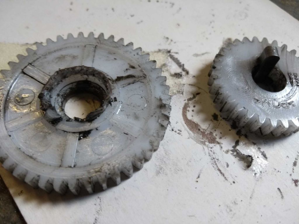 mill broken gear 1.jpg