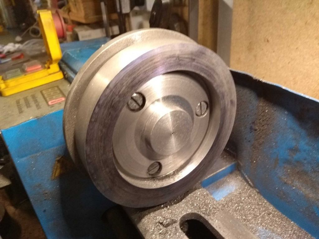 flywheel hub cut.jpg