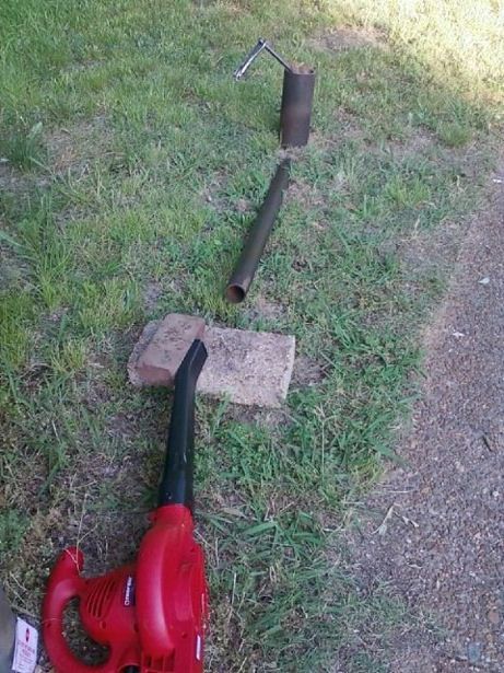 leaf-blower-charcoal-01.jpg