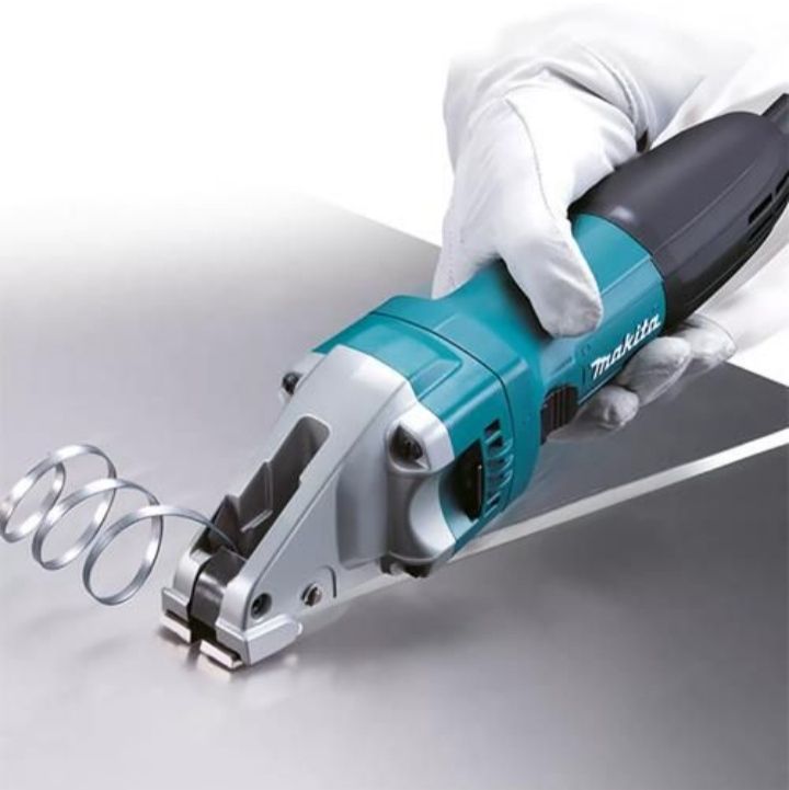 Makita shear 3